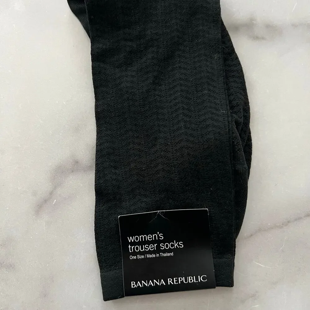 Banana Republic Women’s Trouser Socks Black Herringbone Knit 100% Nylon